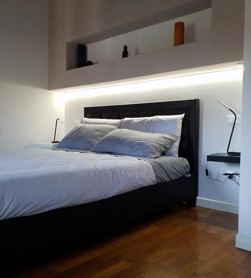 Contemporary Rooms San Gimignano 0*,  Italia